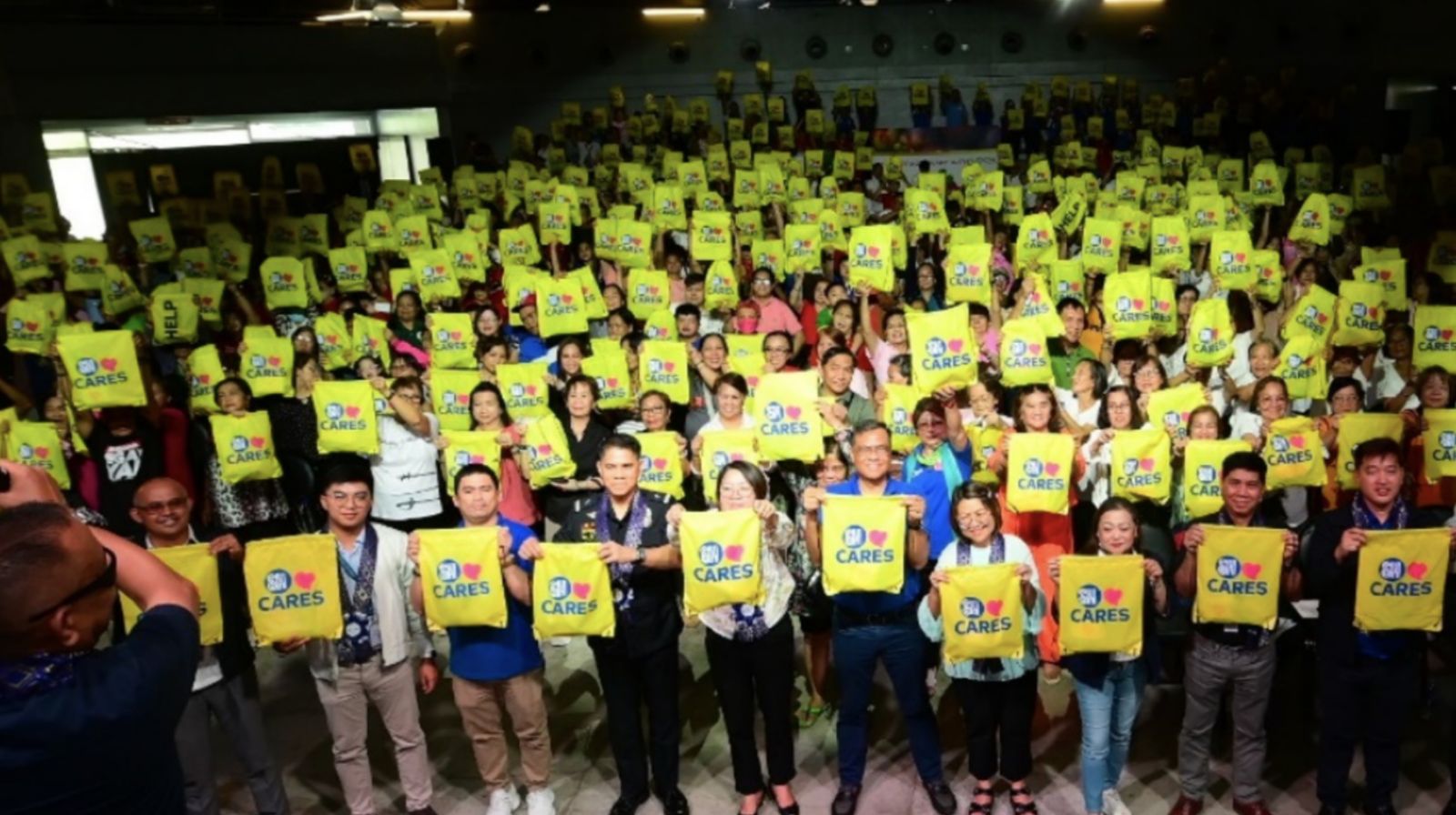 SM Cares empowers communities with emergency preparedness forum