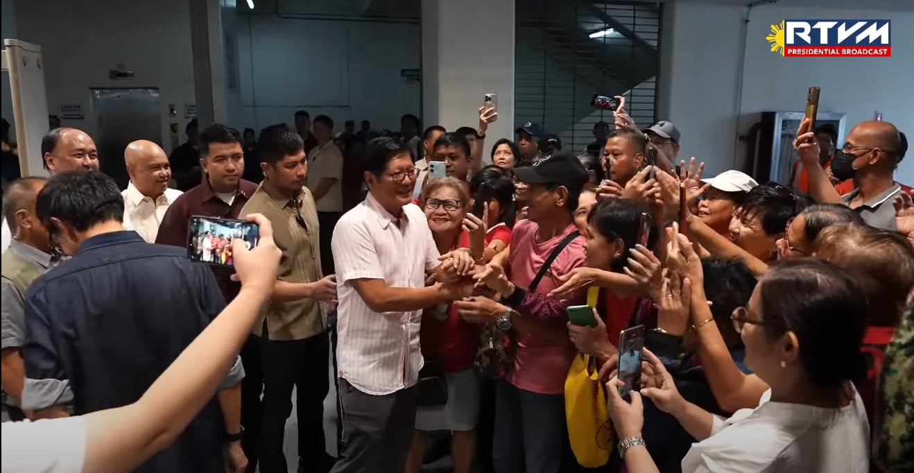 Seniors, PWDs get 50% LRT, MRT fare discount