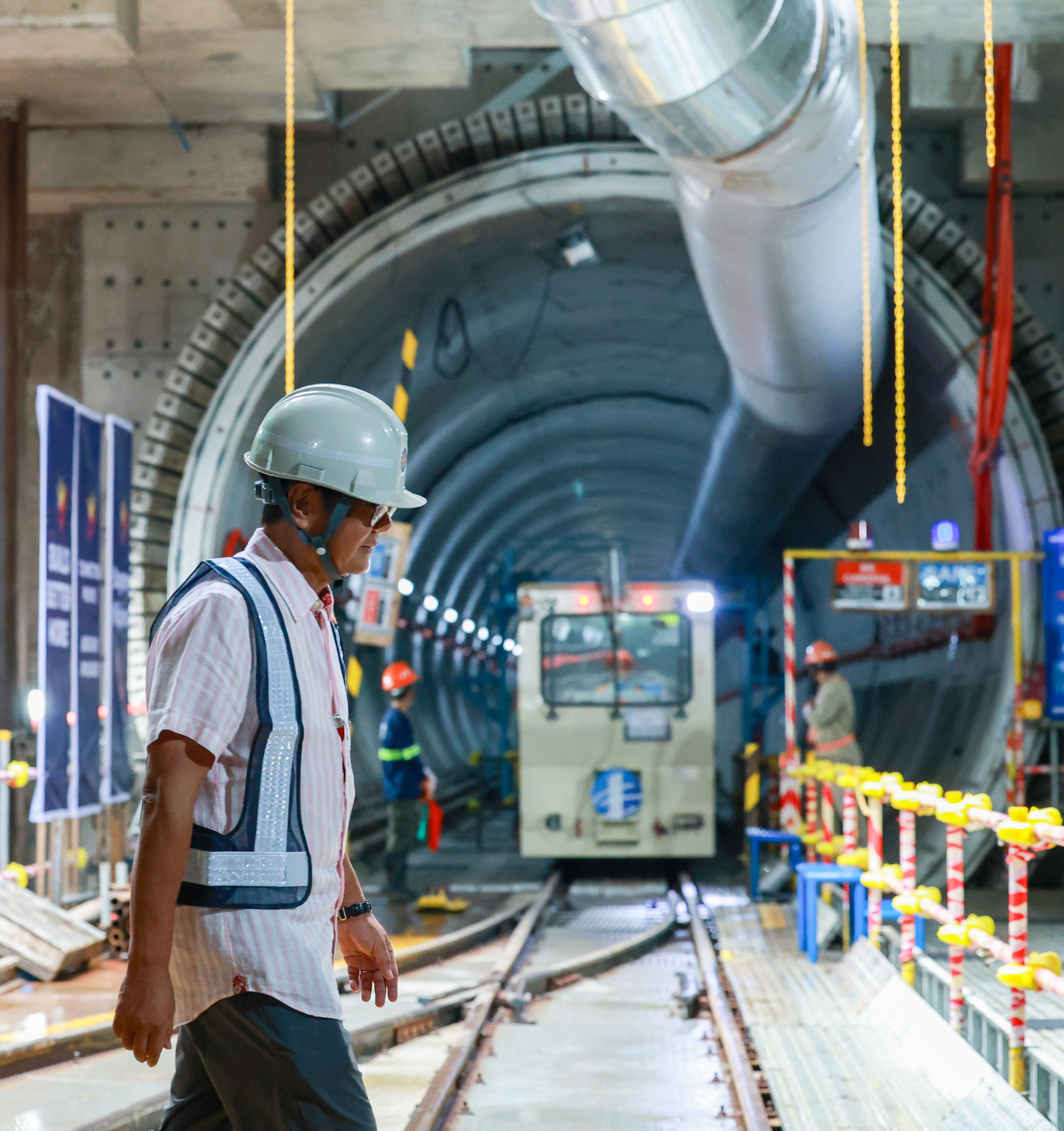 Marcos wants subway rolling by 2028