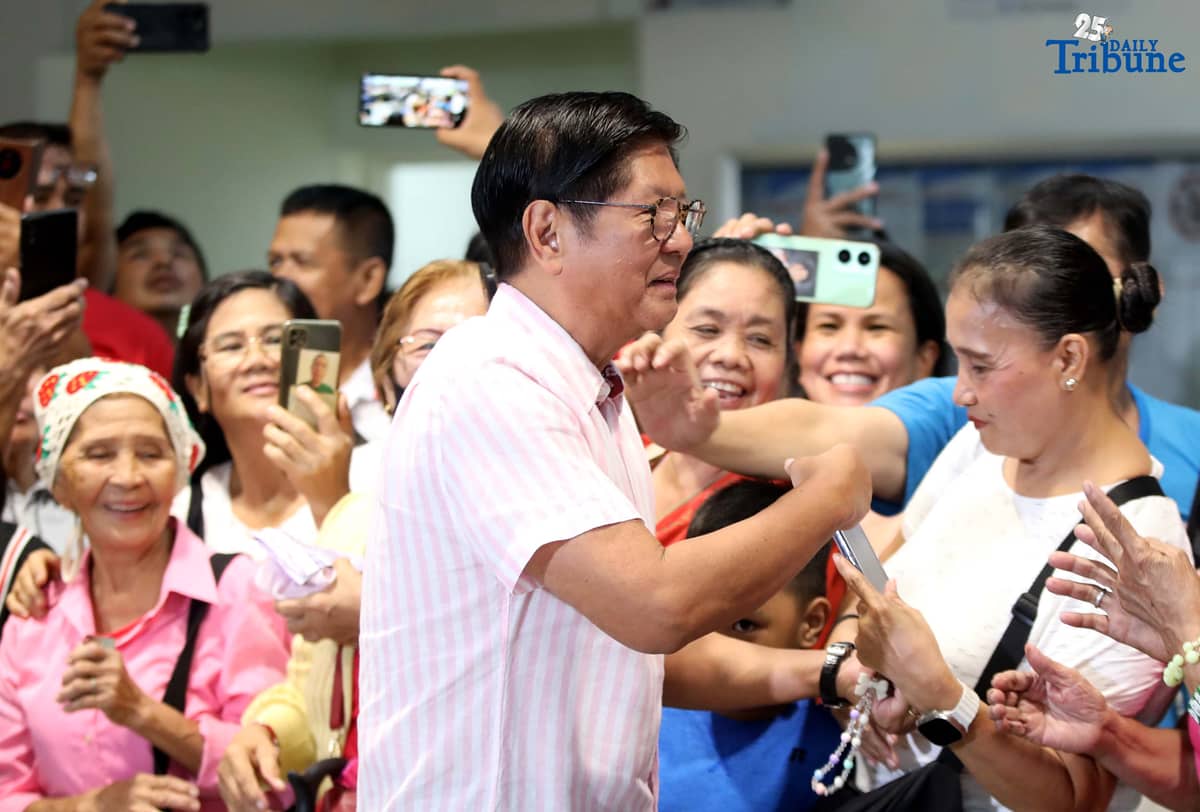 President Ferdinand Marcos Jr. leads the launch of the 50% train fare discount for senior citizens and persons with disabilities at the MRT-3 Santolan-Annapolis Station in Quezon City on Tuesday, July 16, 2025. Joining him are Transportation Secretary Vince Dizon and MRT-3 General Manager Michael Capati.