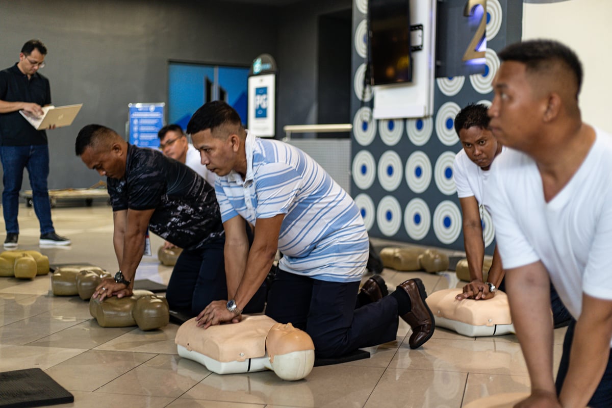 SM San Lazaro staff join CPR training under ‘Zapinas 2025’ campaign