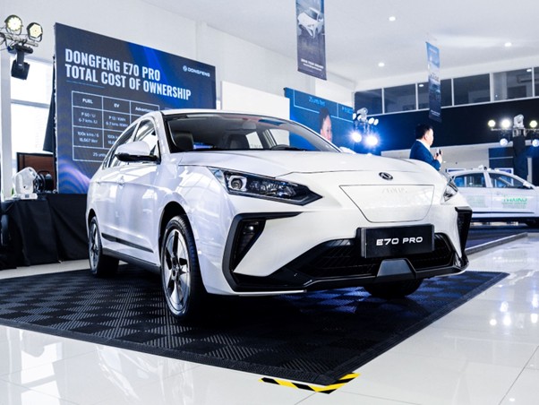 Dongfeng launches fully electric E70 Pro in Phl, eyes ride-hailing sector