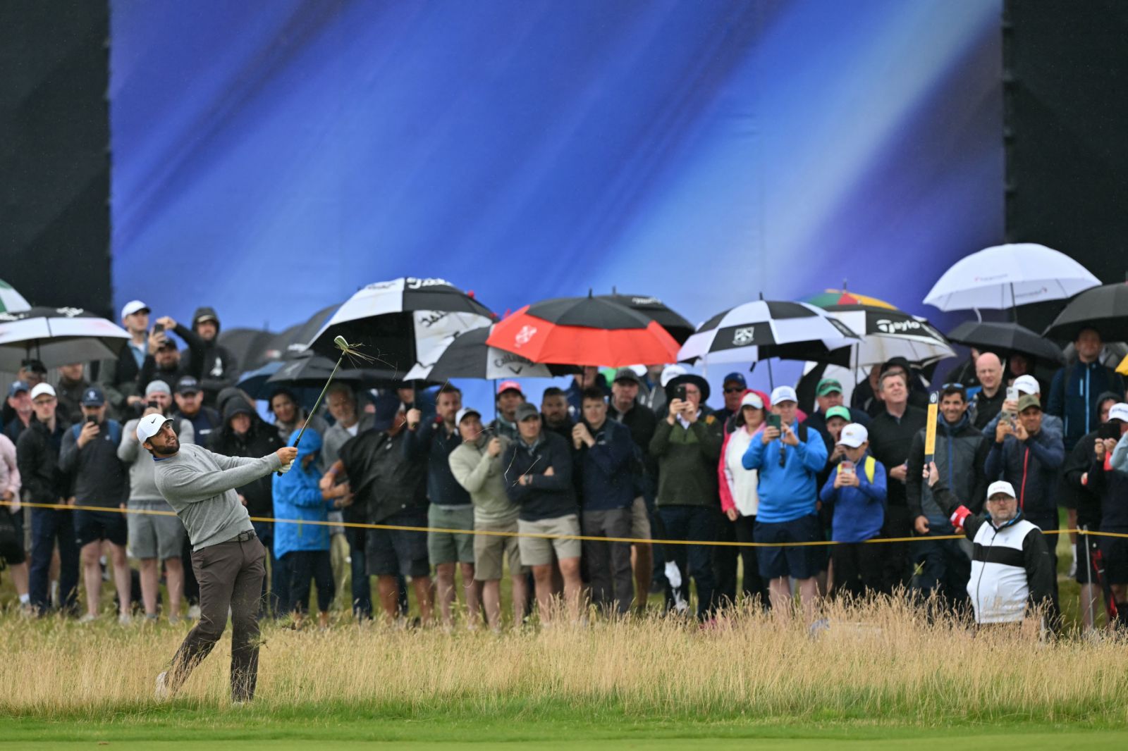 Scheffler makes bright British Open start