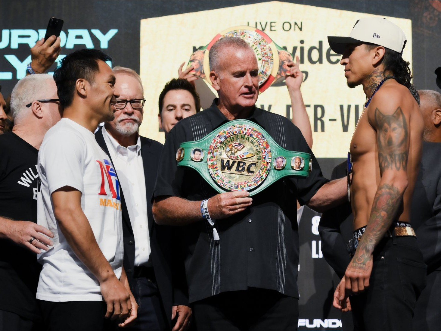 Pacquiao vs. Barrios: Live updates on WBC welterweight title fight