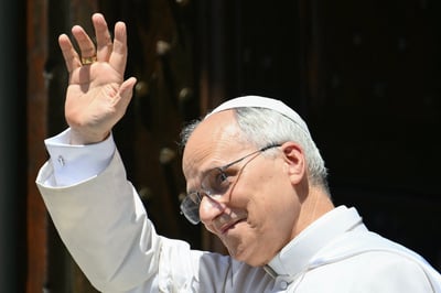 Pope sounds the alarm on AI power