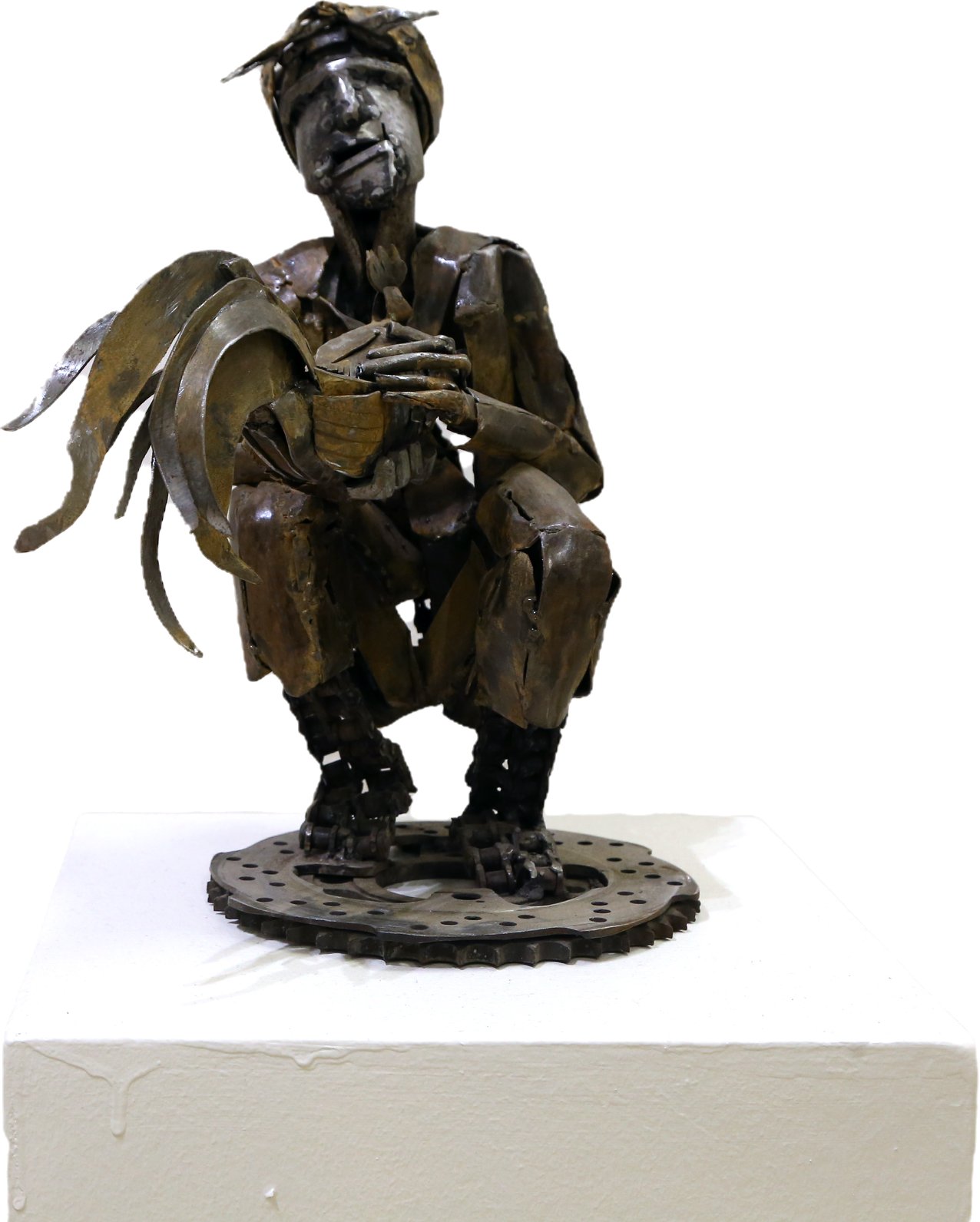Marrel Pajanil's sculpture 'Sabungero' (2025)