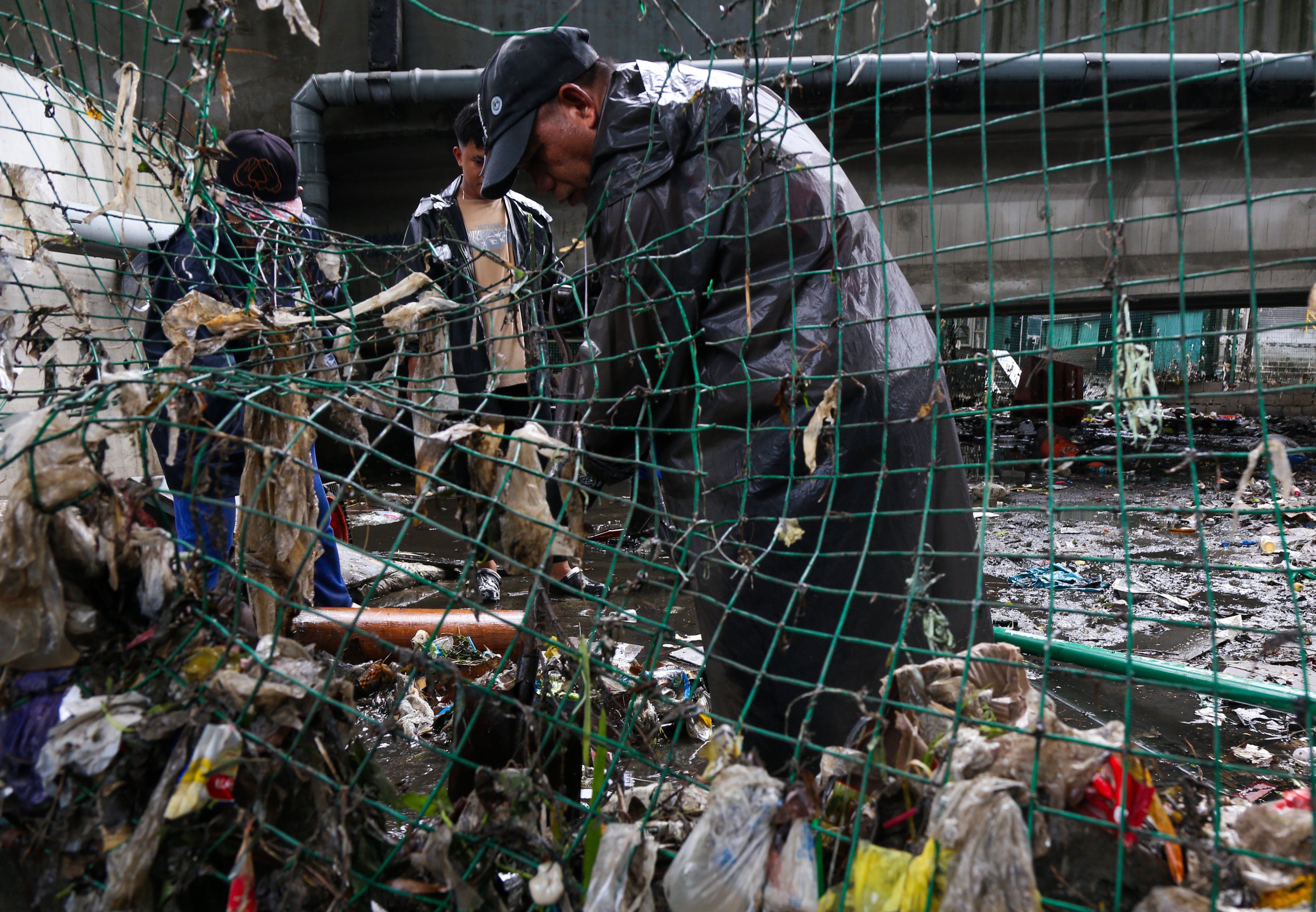 Floods leave 6 dead; more storms ahead