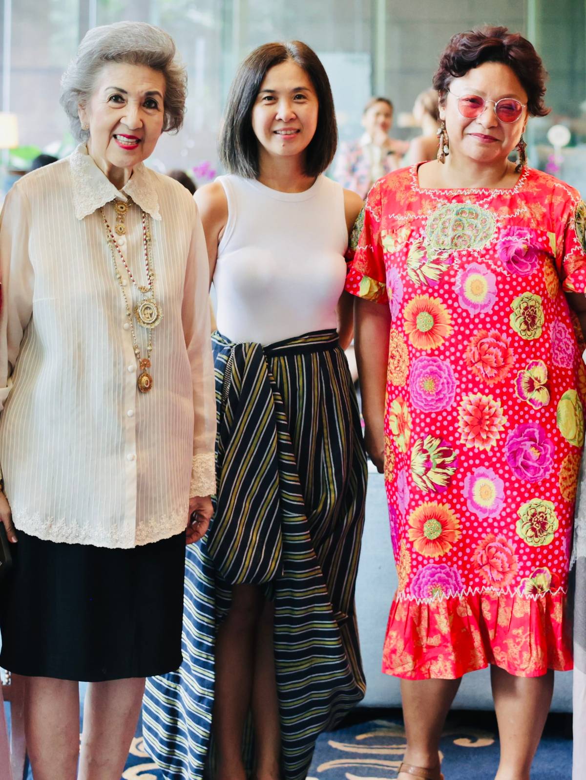 Maritess Pineda, Dindin Araneta, Nina Tesoro Poblador.