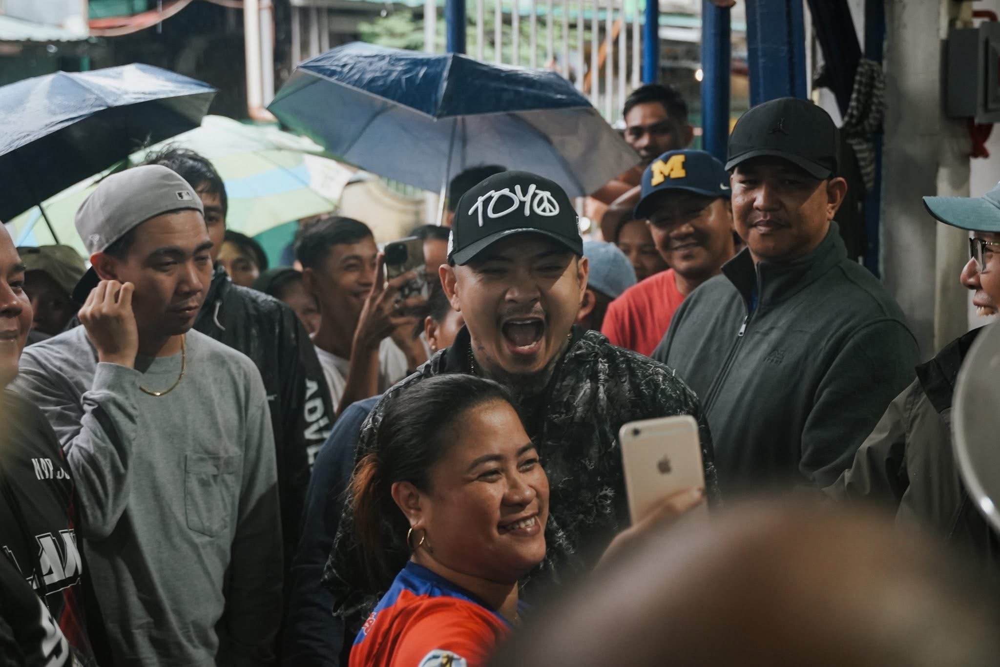 Boss Toyo aids typhoon-hit communities in Rizal, QC