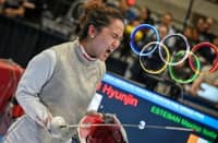 Esteban holds free fencing workshop