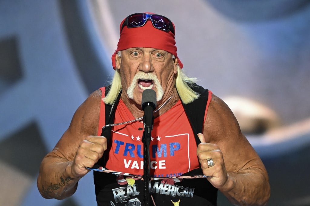 Pro wrestling legend Hulk Hogan dead at 71