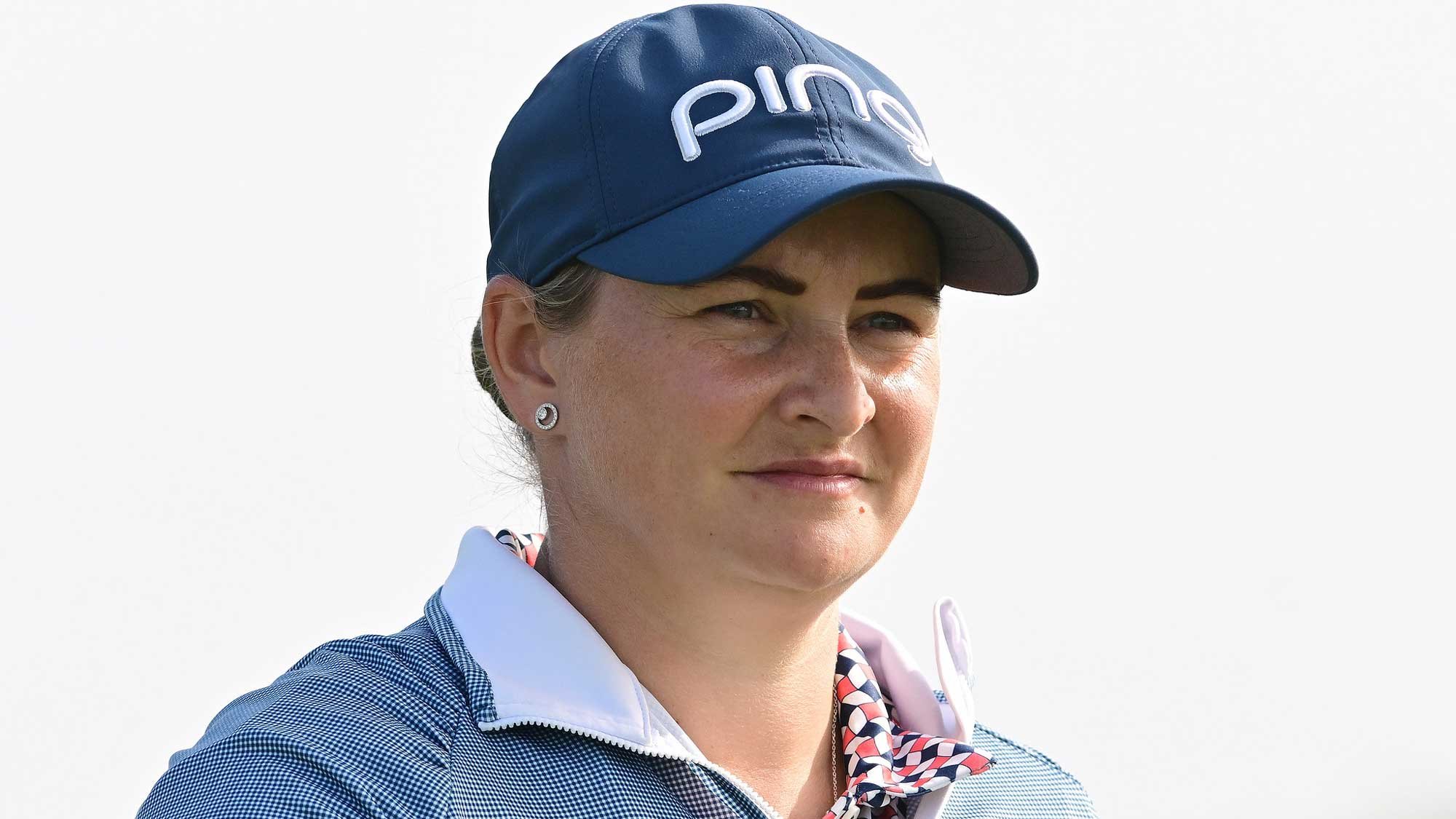 Laffar makes rousing comeback with 6-under