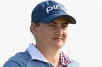 Charlotte Laffar sizzles with a six-under 66 to take the solo lead in the opening round of the 2025 ISPS HANDA Women’s Scottish Open at Dundonald Links. The 32-year-old Englishwoman, returning to the LET after a four-year break to raise her two sons, bounced back from an early bogey with seven birdies and an eagle in a confident, composed performance.