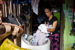SWS: 83% of Filipinos say woman’s primary role is caring for family
