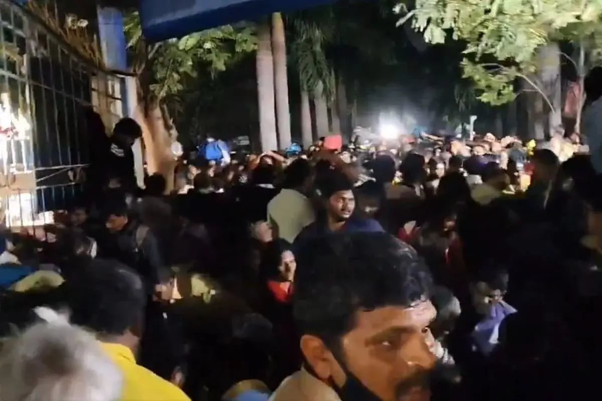 India temple stampede: Six die
