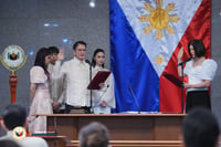 Escudero keeps Senate presidency