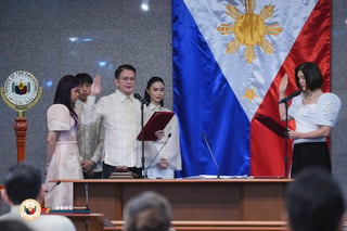 Escudero keeps Senate presidency