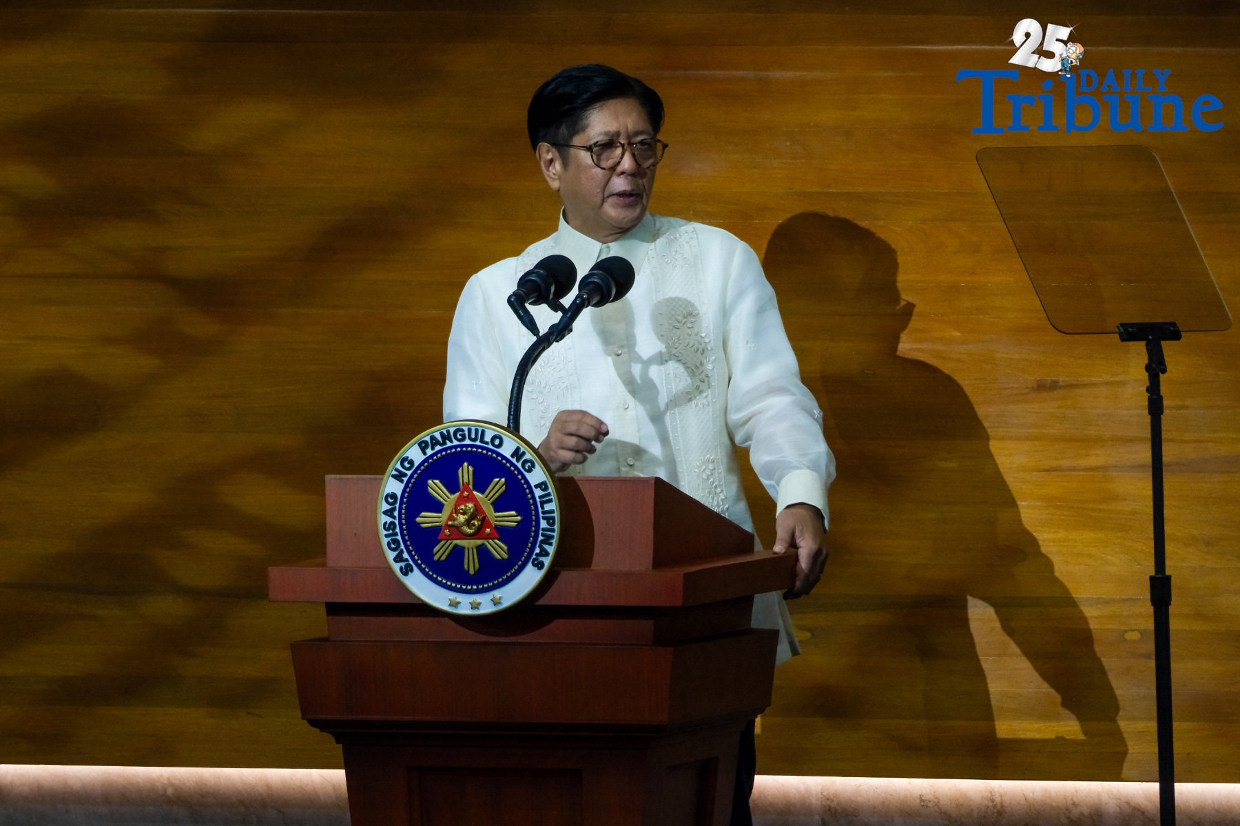 Marcos vows to prioritize mental health of youth