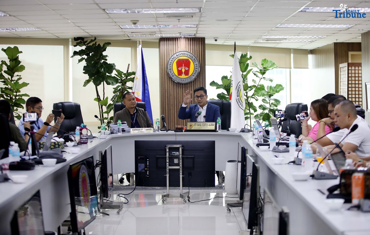 National Police Commission (NAPOLCOM) Vice Chairperson and Executive Officer Rafael Vicente R. Calinisan, along with NAPOLCOM Director for Inspection, Investigation, and Monitoring Service Edman Pares, presents to the media a filed administrative case against 12 personnel linked to the missing sabungero.