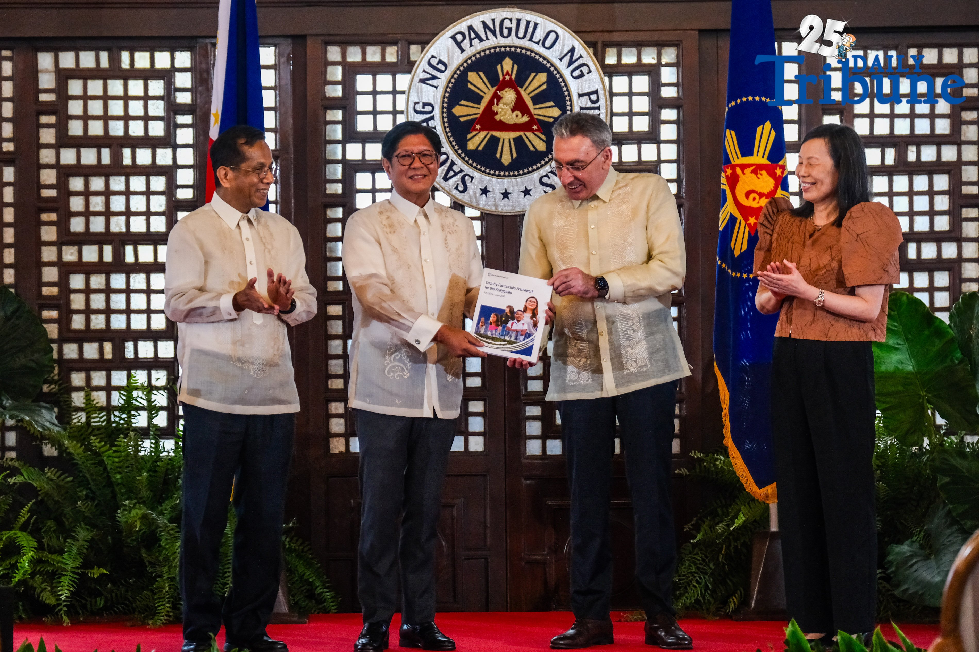 Marcos, World Bank launch 6-year roadmap for Phl development