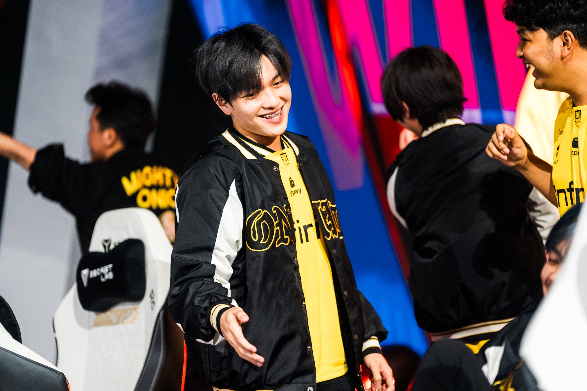 ONIC crushes Mythic SEAL, sets semis clash with Team Liquid PH