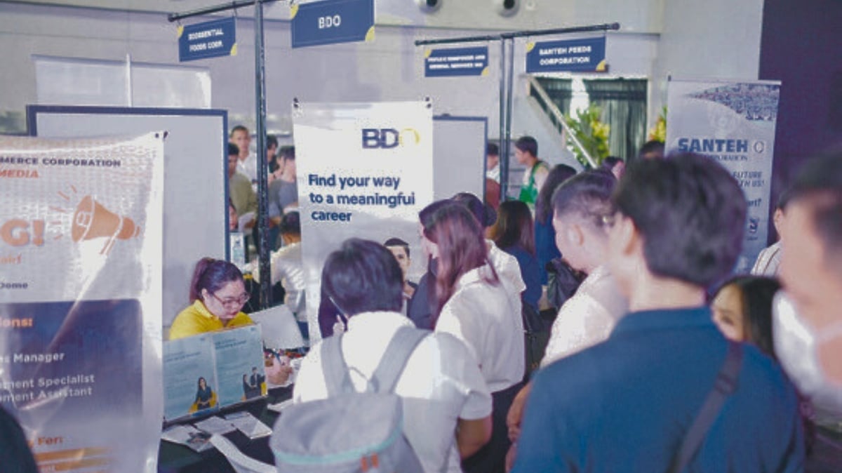 Reputable and prestigious employers from PMAP’s network like BDO and Coca-Cola, open doors to jobseekers during the two-day career event at SM City North EDSA.