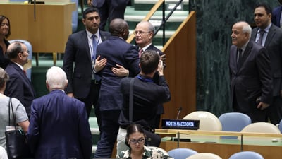 Qatar, Saudi, Egypt call for Hamas to disarm, give up Gaza rule