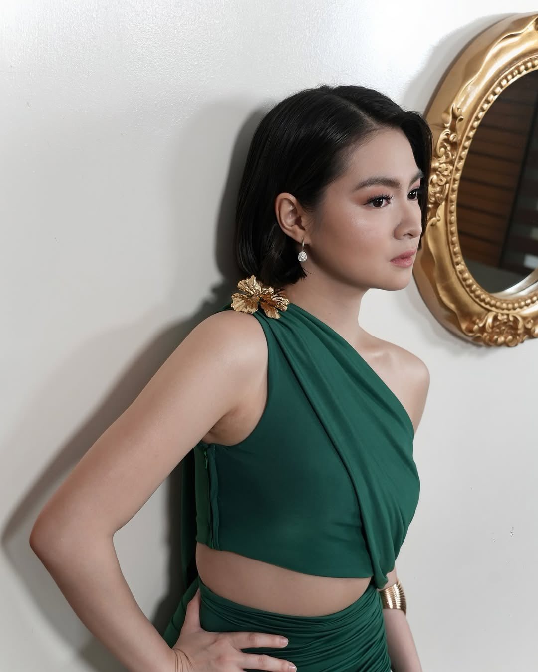 Fans kinilig sa holding hands nina Barbie Forteza at Jameson Blake