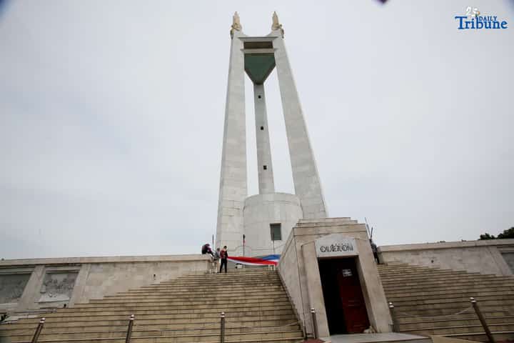 HONORING A HERO | Personnel from the National Historical Commission of the Philippines clean the tomb of President Manuel L. Quezon at the Quezon Memorial Circle in Quezon City on Thursday, July 31, 2025, ahead of the 81st anniversary of his death. Quezon, the second president of the Philippines, served from 1935 until his death in 1944.