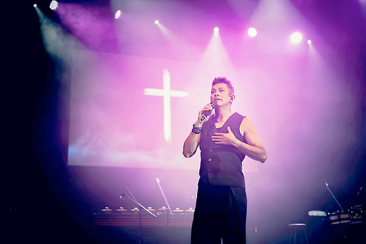 GARY Valenciano.
