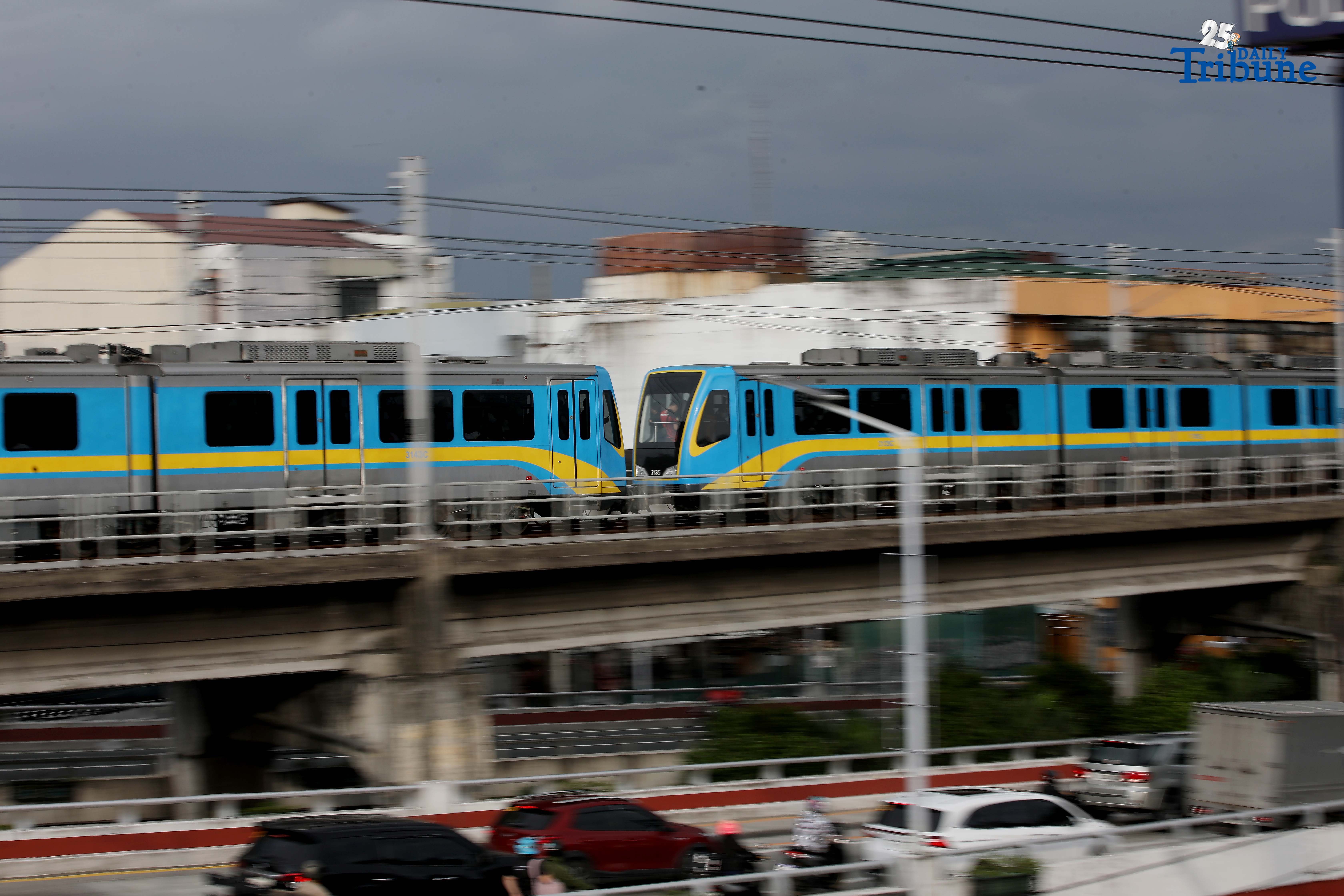 Gov't extends Sumitomo MRT-3 deal