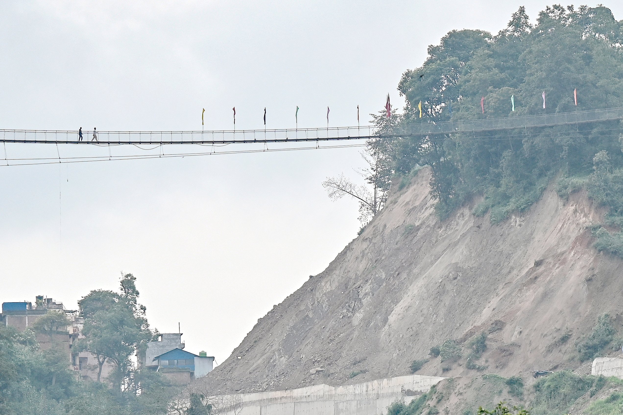 Landslide-prone Nepal tests AI-powered warning system
