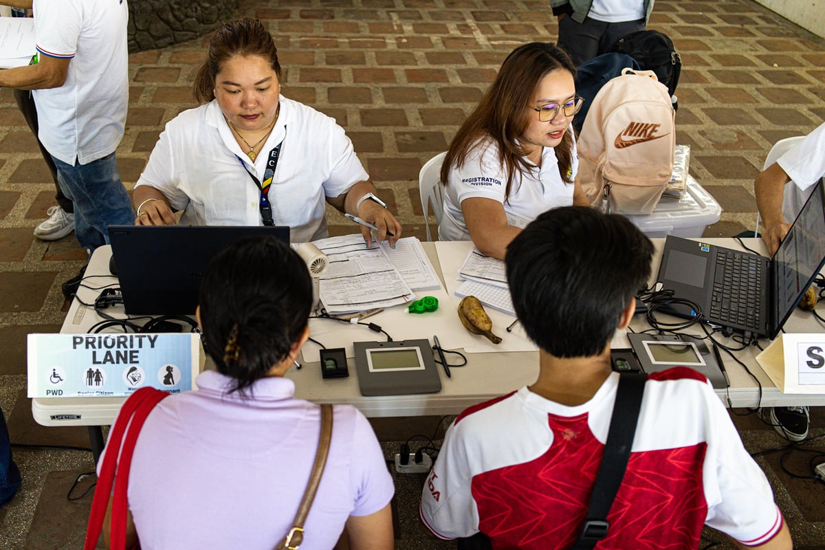Comelec launches special voter registration program