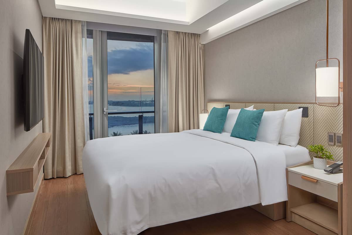 Lanson Place two-bedroom Panorama Suite King.