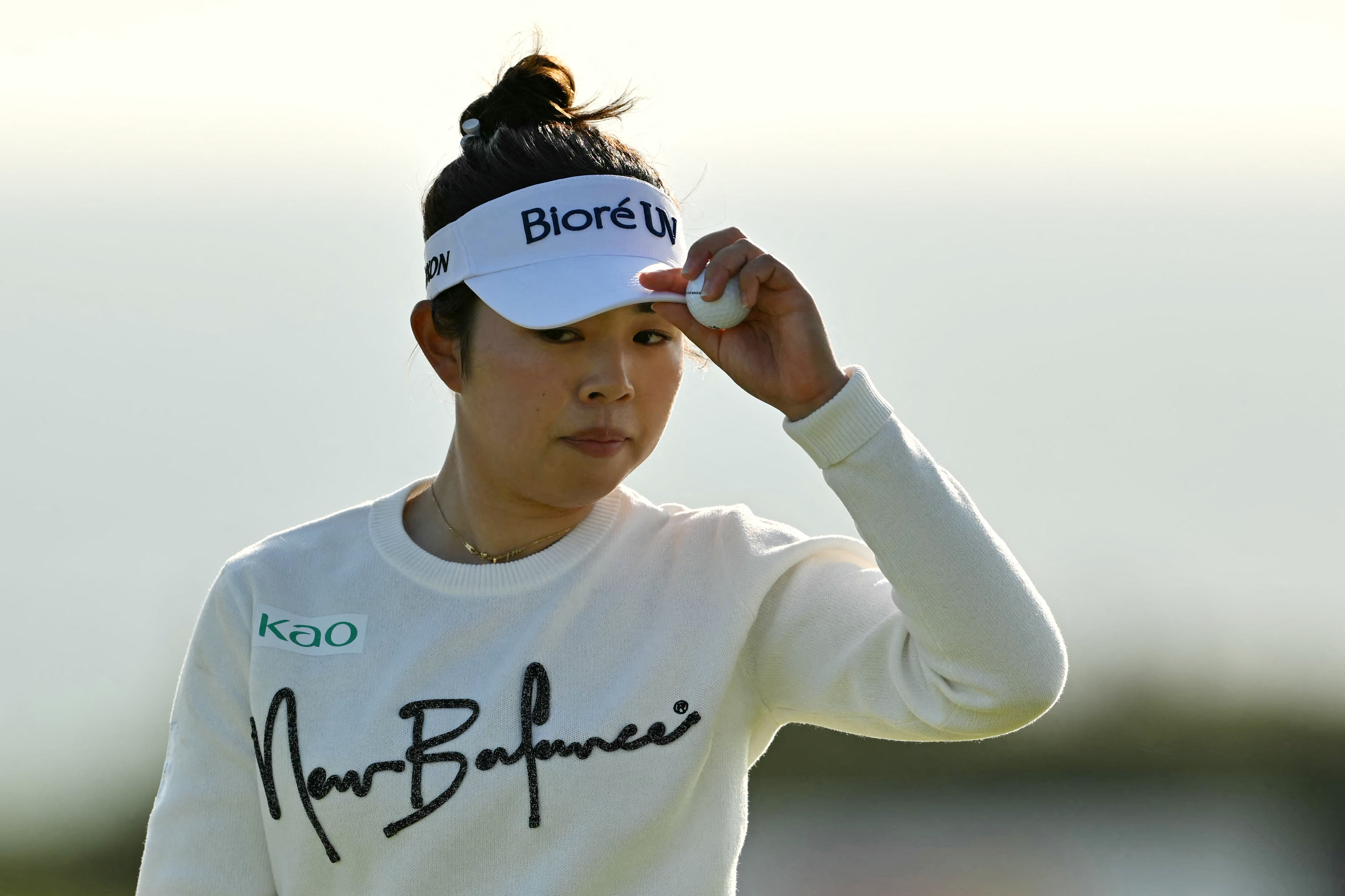 Yamashita hits 65, posts 3-stroke lead