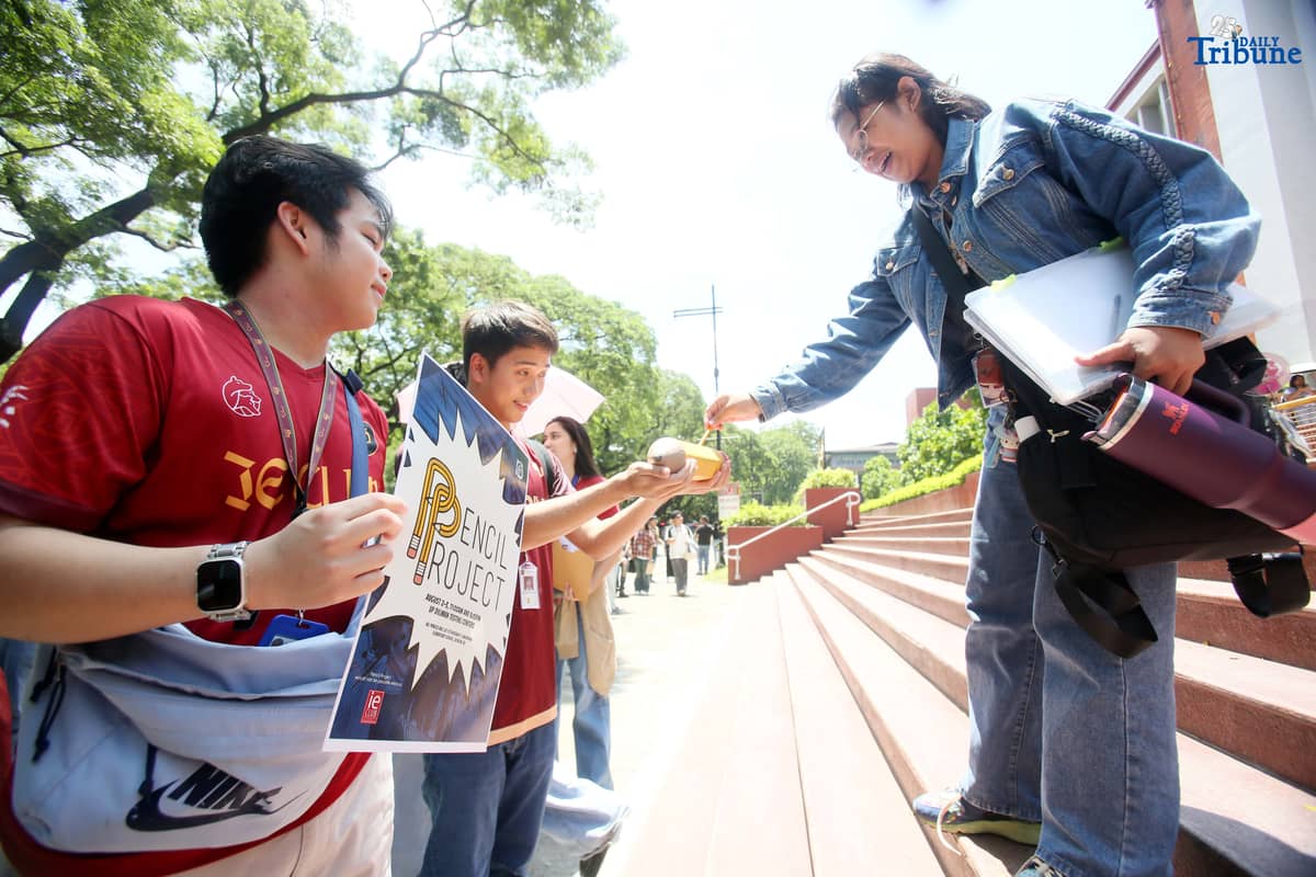 (August 02 2025) University of the Philippines Industrial Engineering Club (UP IE Club) conducted a Pencil project they collect pencils to the willing UPCAT examinees after taking exam, and all pencils collected will donated to the Diosdado Macapagal elementary school in Tatalon Quezon City. Photo/Analy labor