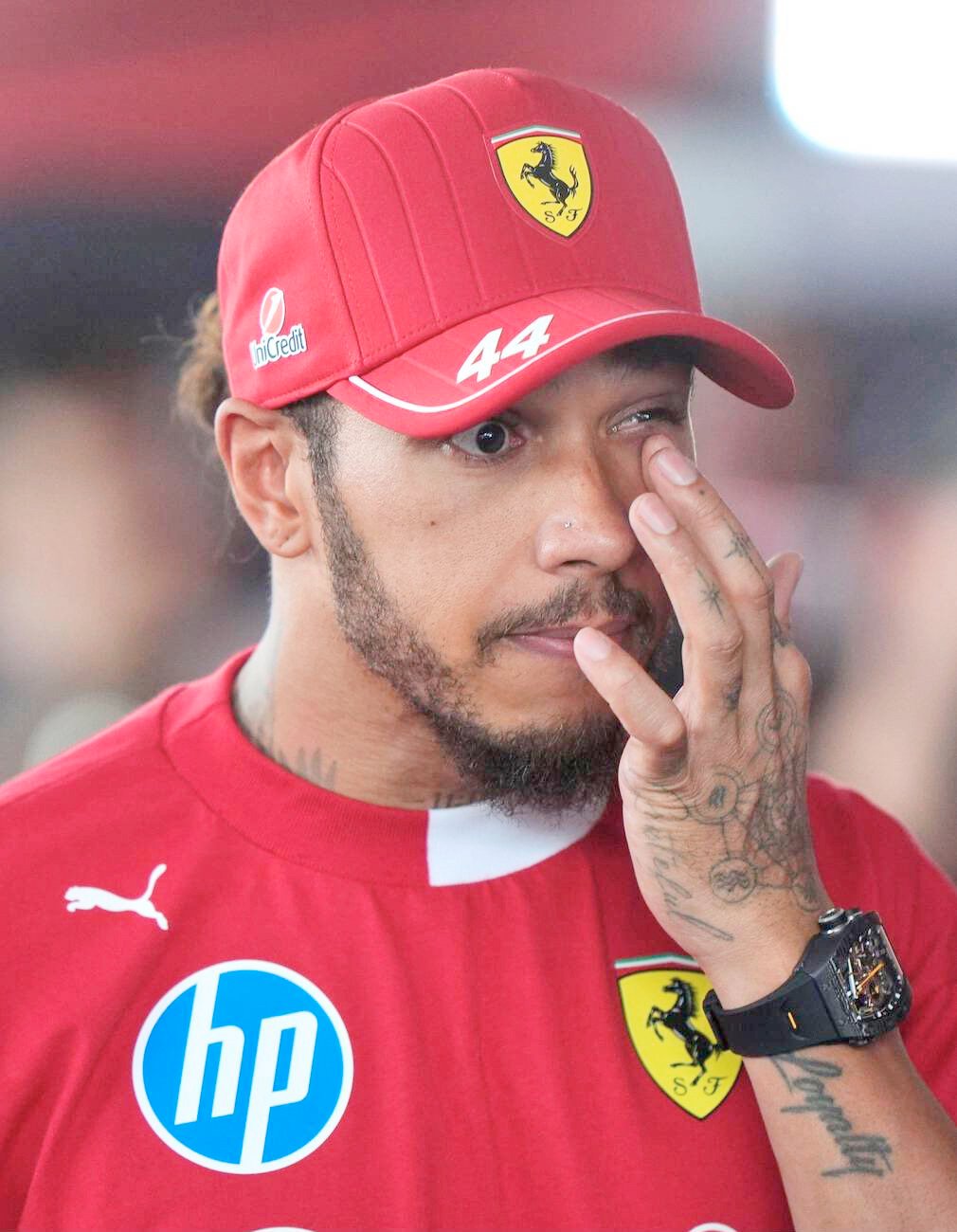 Hamilton feels ‘useless’ after Hungarian GP flop