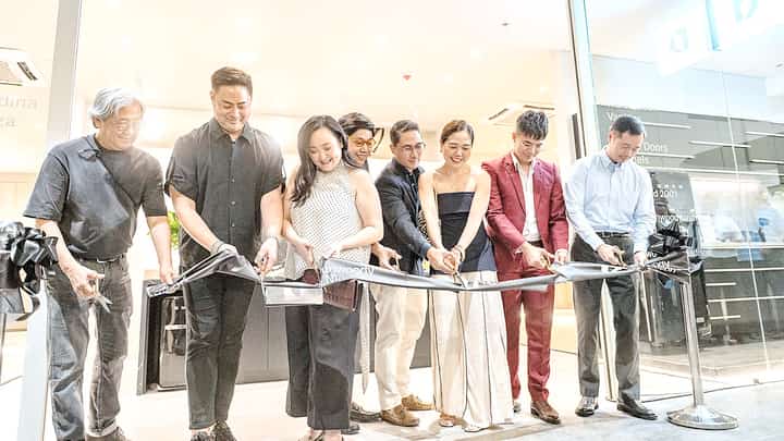 ARCHiTECT Joey Yupangco, interior designer Rene Orosa, Thea Yu, Carlos Yu, architect Quito, architect Jacy Medina, Councilor Jomil Bryan Serna of Taguig City’s 2nd District and Lawrence Chung, president and CEO of MC Home Depot lead the ribbon-cutting ceremony.