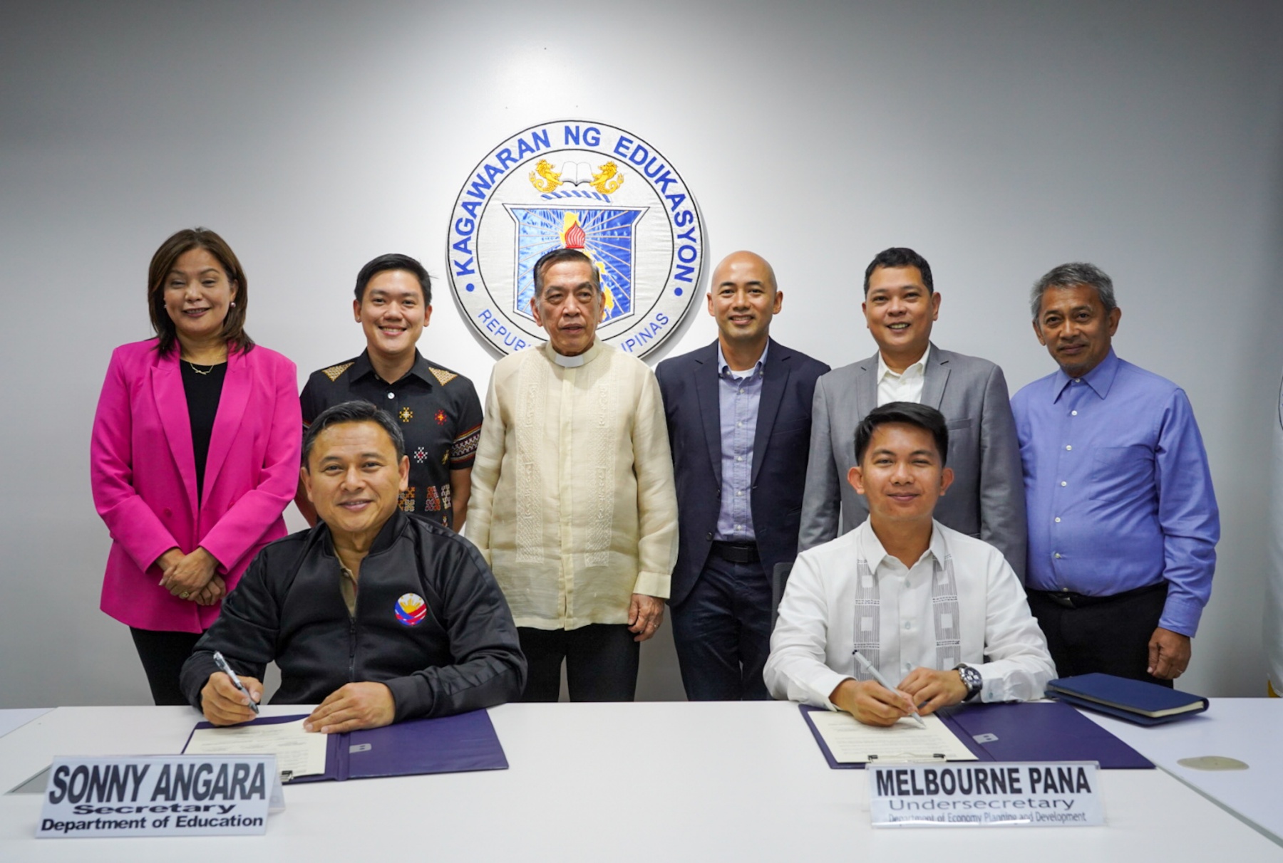 DepEd: Private school teachers get increased subsidy