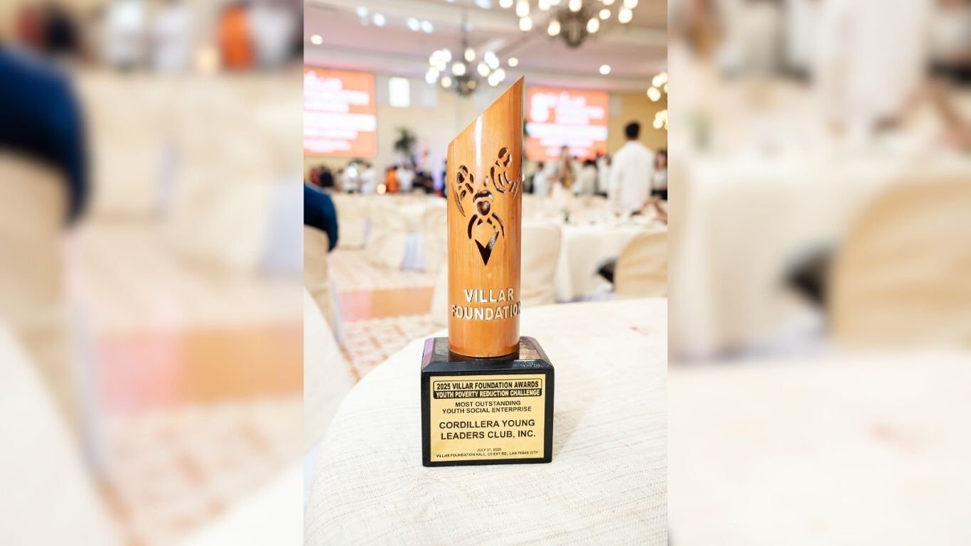 Villar Foundation awards youth groups
