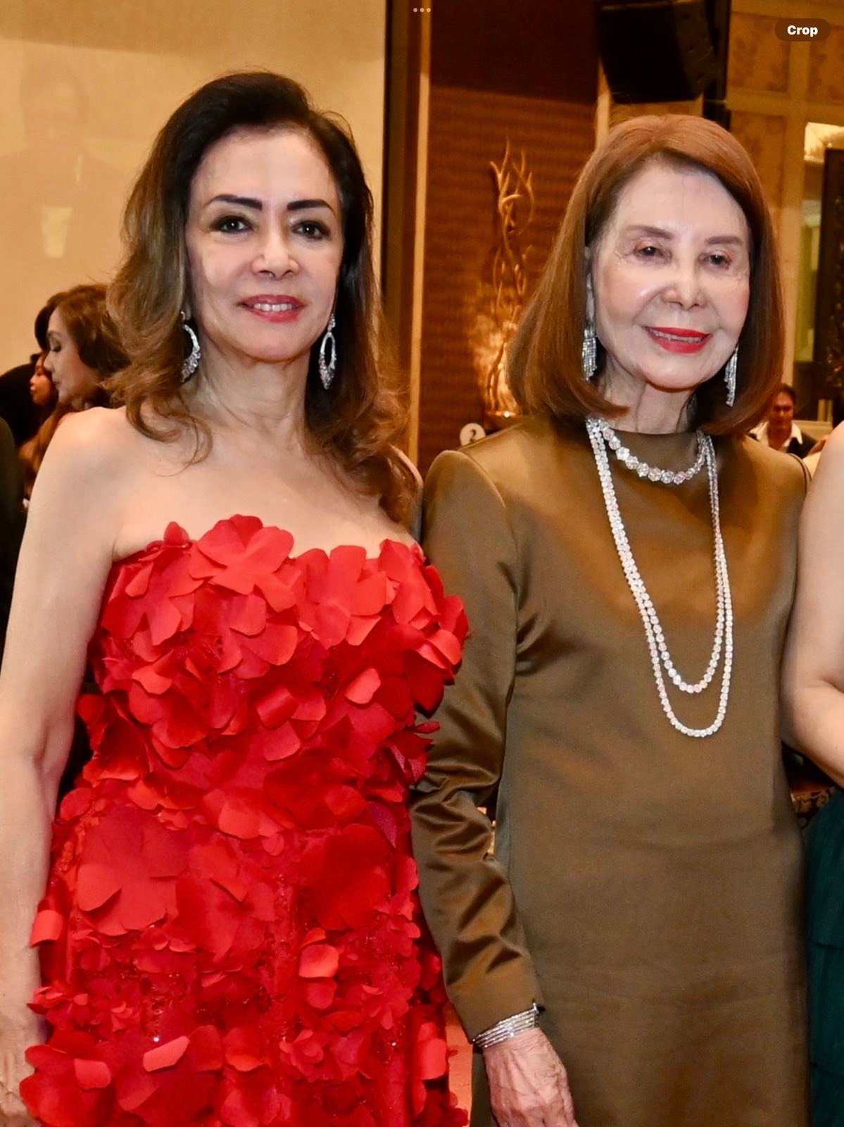 MAYENNE Carmona and Angola Consul Helen Ong.