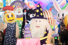 EK celebrates Eldar’s birthday