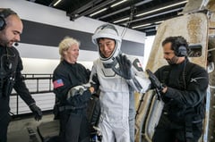 4 astronauts home from space station after splashdown