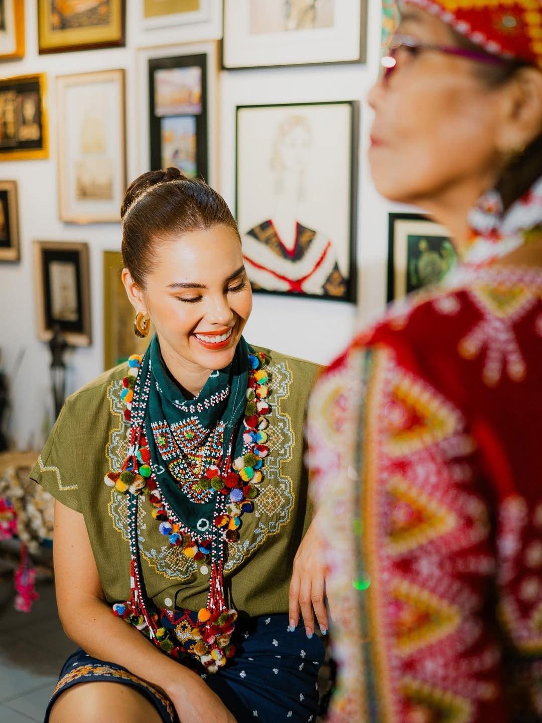 Catriona Gray meets famed Bagobo-Tagabawa artist in Davao