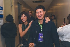 Matteo beams over Sarah, SB19 collab
