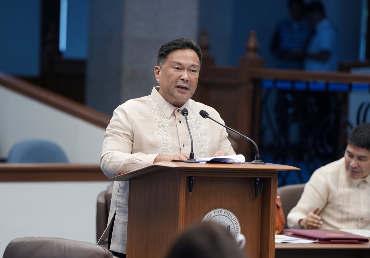Ejercito pushes UHC oversight panel