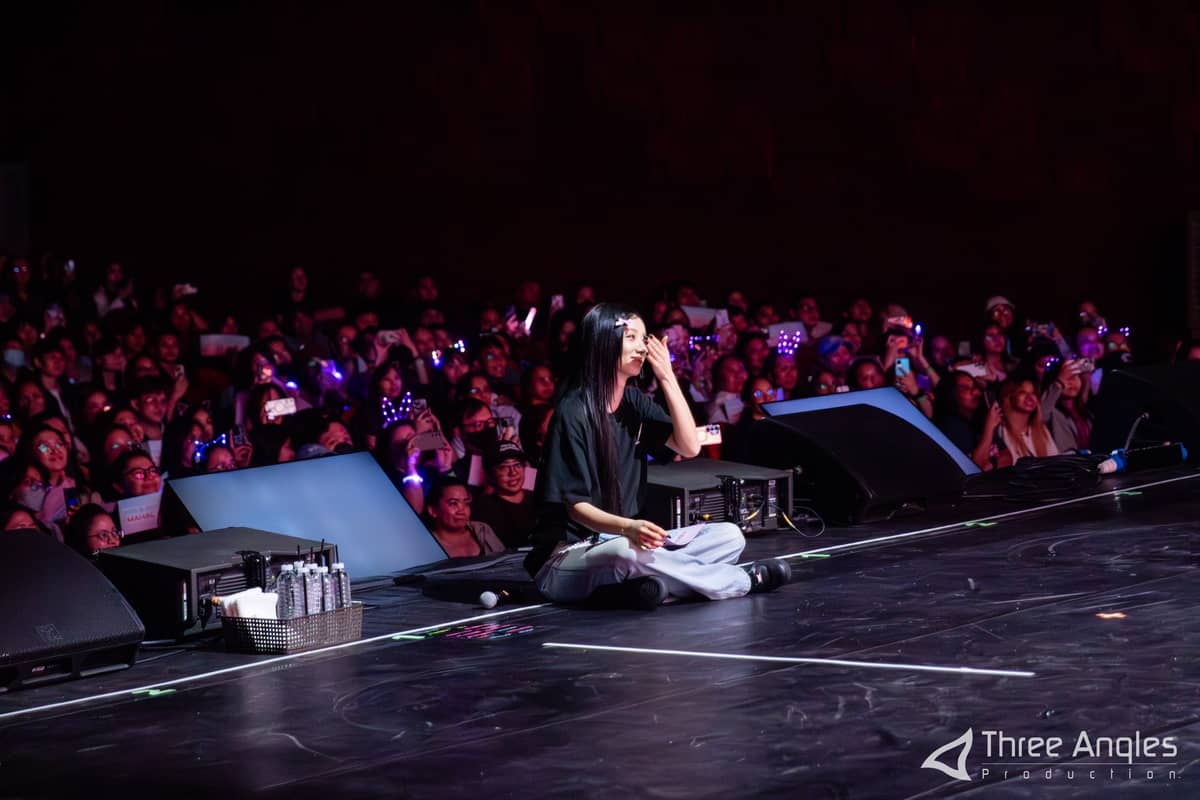 THE night saw Hyeri engaging with fans through interactive games such as mini basketball and guessing her K-drama roles based on iconic lines.