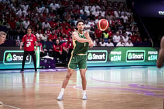 Filipinos, Aussies lock horns anew