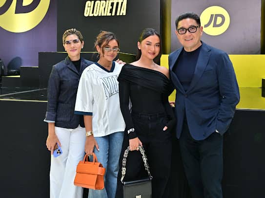 Nina, Belle, Nikki and Anton Huang.