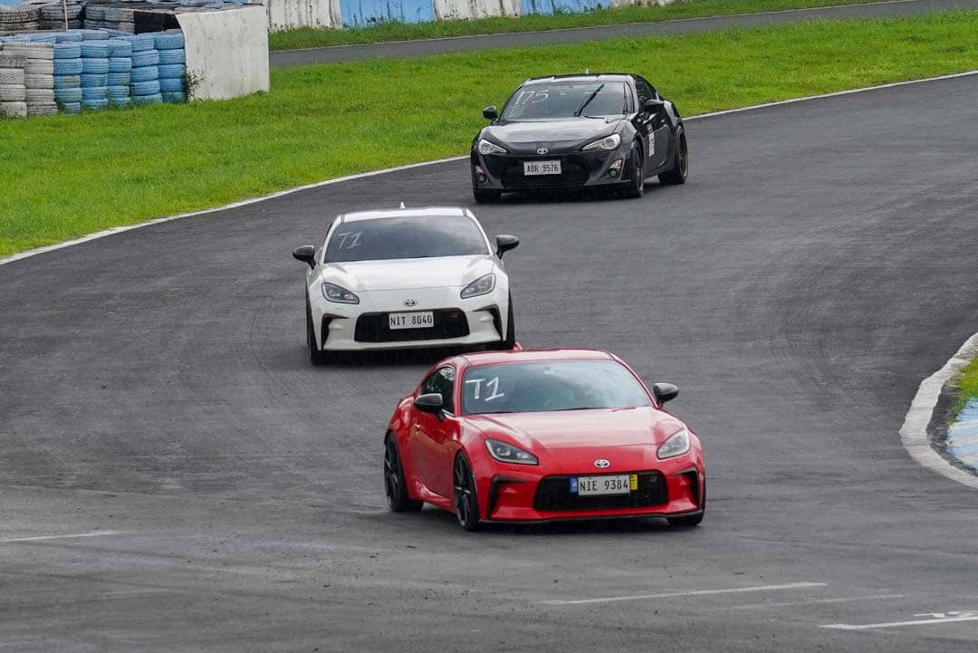 TOYOTA GR 86 drivers battle it out during the club race at Clark Speedway.